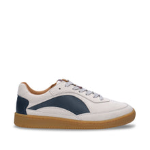 Charger l'image dans la galerie, Vegan low-top white trainers lace-up unisex natural rubber soles and microfiber