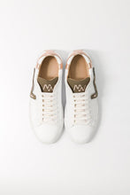 Charger l&#39;image dans la galerie, Sneakers customisées vegan Wild Walker kaki