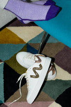 Charger l&#39;image dans la galerie, Sneakers customisées vegan pour femme Wild Walker kaki