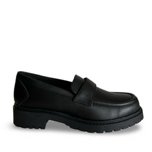 Load image into Gallery viewer, Black loafer shoe for women
