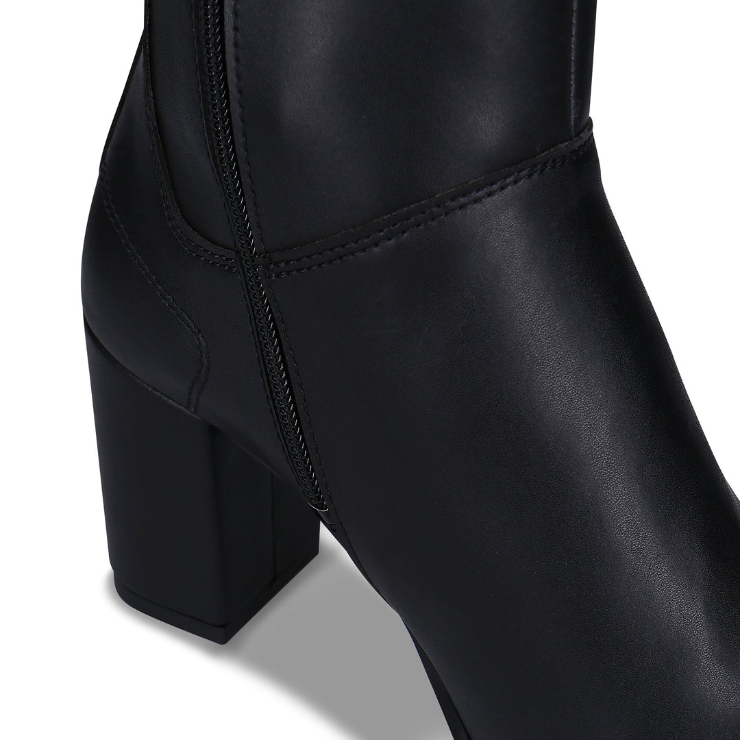 bottines noires à talons