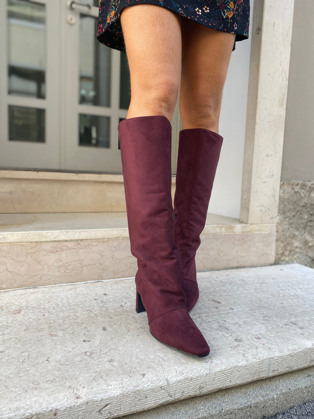 Bottes en Daim Vegan à Talons - SHED Burgundy