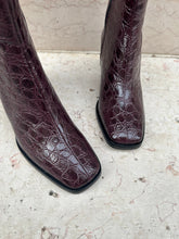 Load image into Gallery viewer, bottines à bout carré bordeau