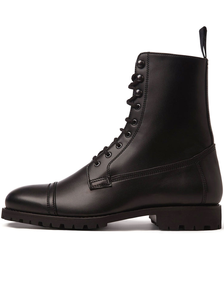 bottines noires à lacet veganes