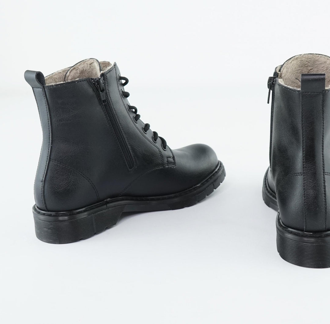Bottines noirs vegan fourrées
