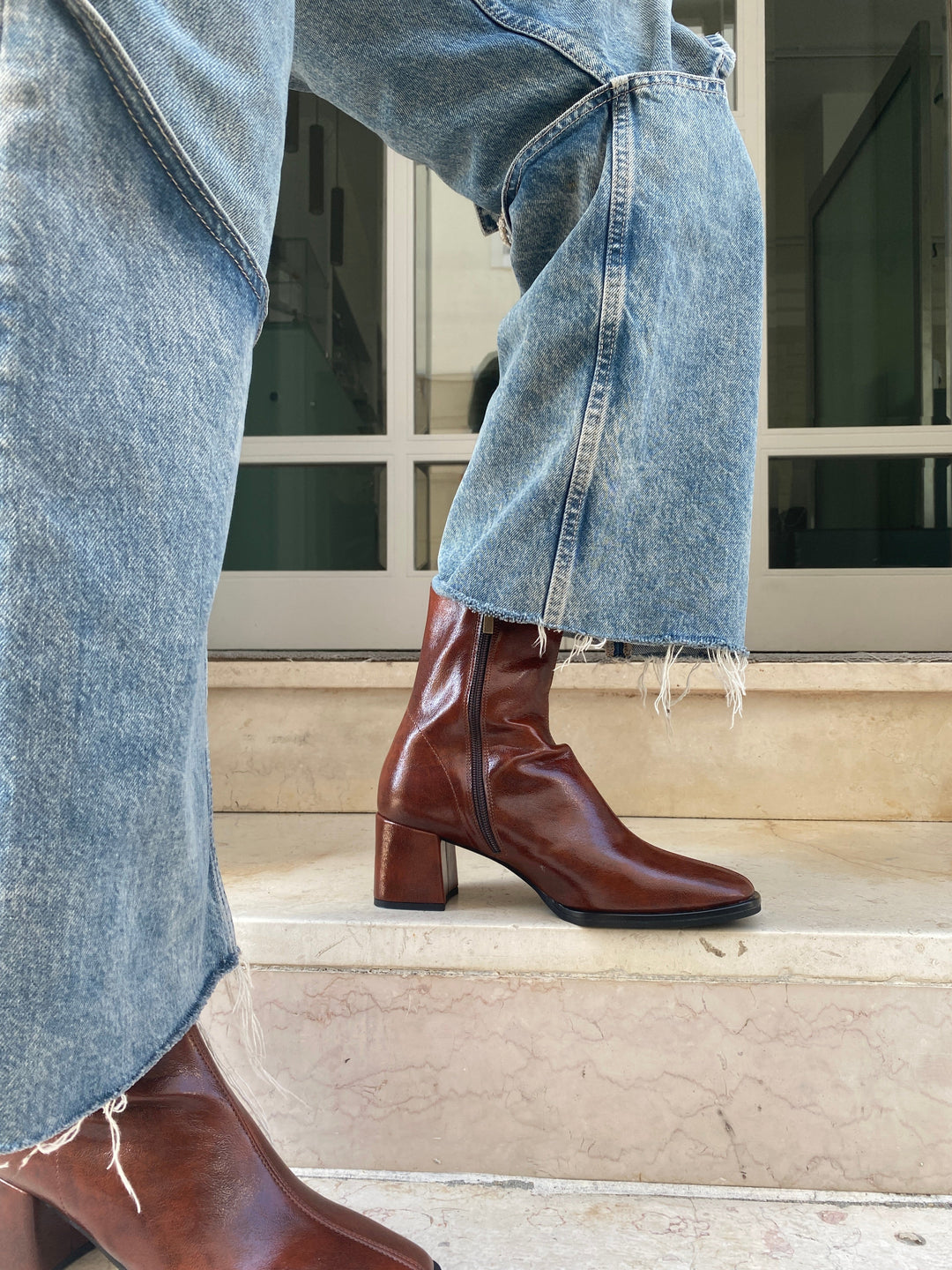 bottines à talons en cuir vegan marron, design vintage