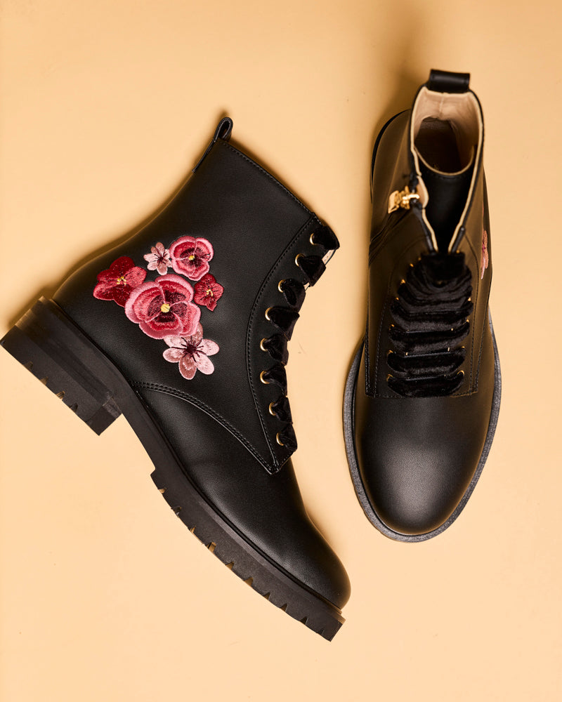 Bottines vegan Minuit sur Terre brodées, modèle Fantaisie Noir