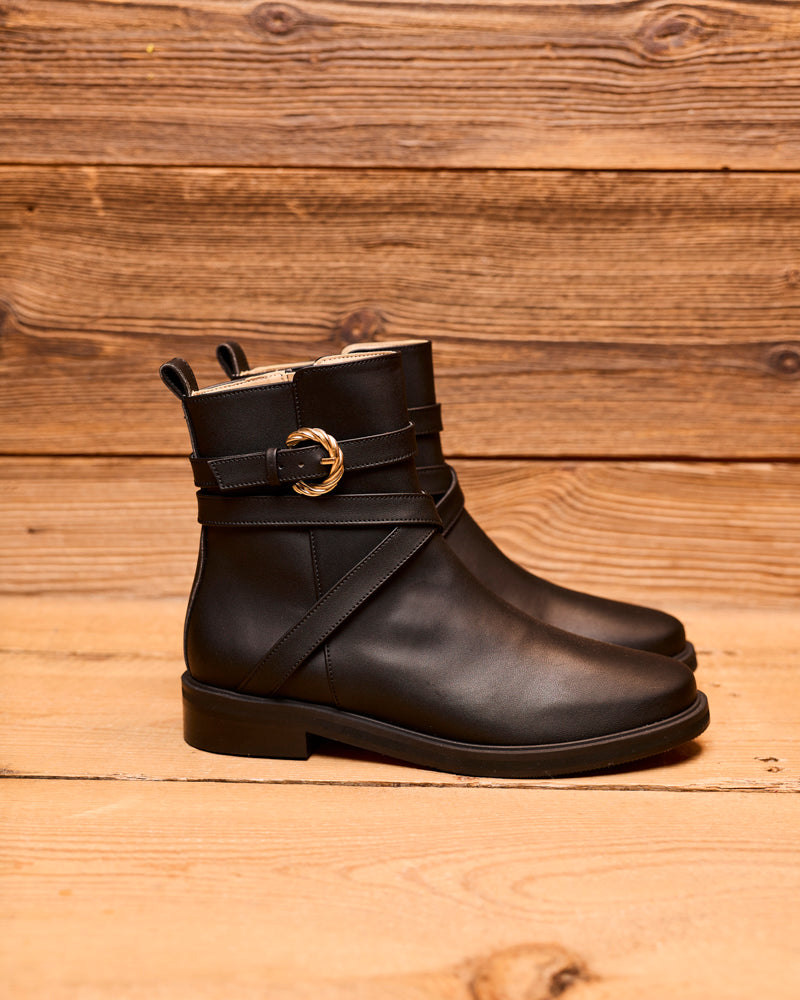 Bottines vegan de la marque Minuit sur Terre, modèle Marmotte Noir