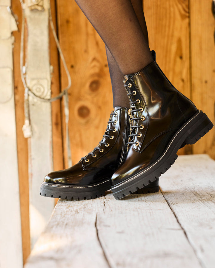 Bottines vegan de la marque Minuit sur Terre, modèle Sybelles Noir