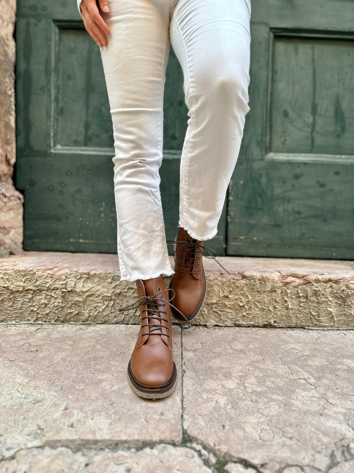 bottines en cuir vegan marron