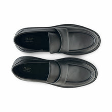 Load image into Gallery viewer, vegan leather microfiber casual office flats moccasin