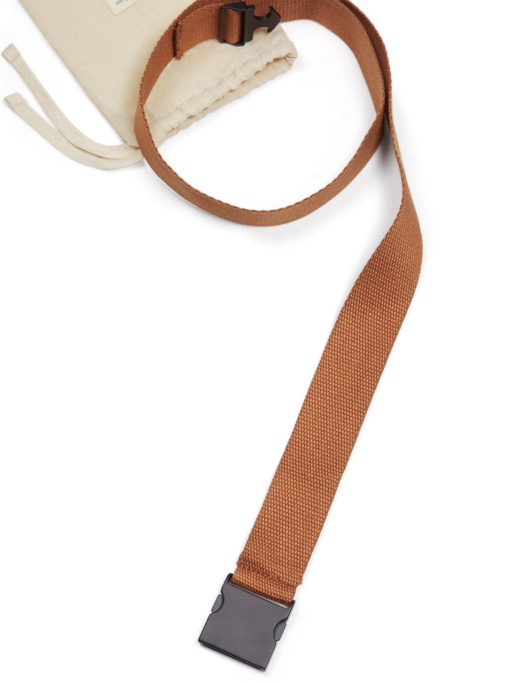 ceinture marron homme vegan avec sangle resistante