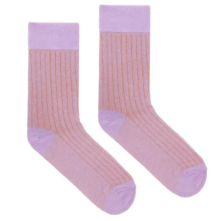 chaussettes lila à rayures orange
