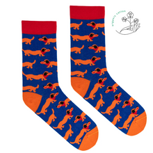 Load image into Gallery viewer, chaussettes en coton bio avec motifs chiens teckel