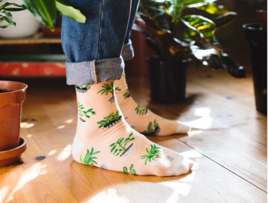 chaussettes avec motifs de plantes vertes
