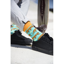 Load image into Gallery viewer, chaussettes fantaisie avec motifs tigres