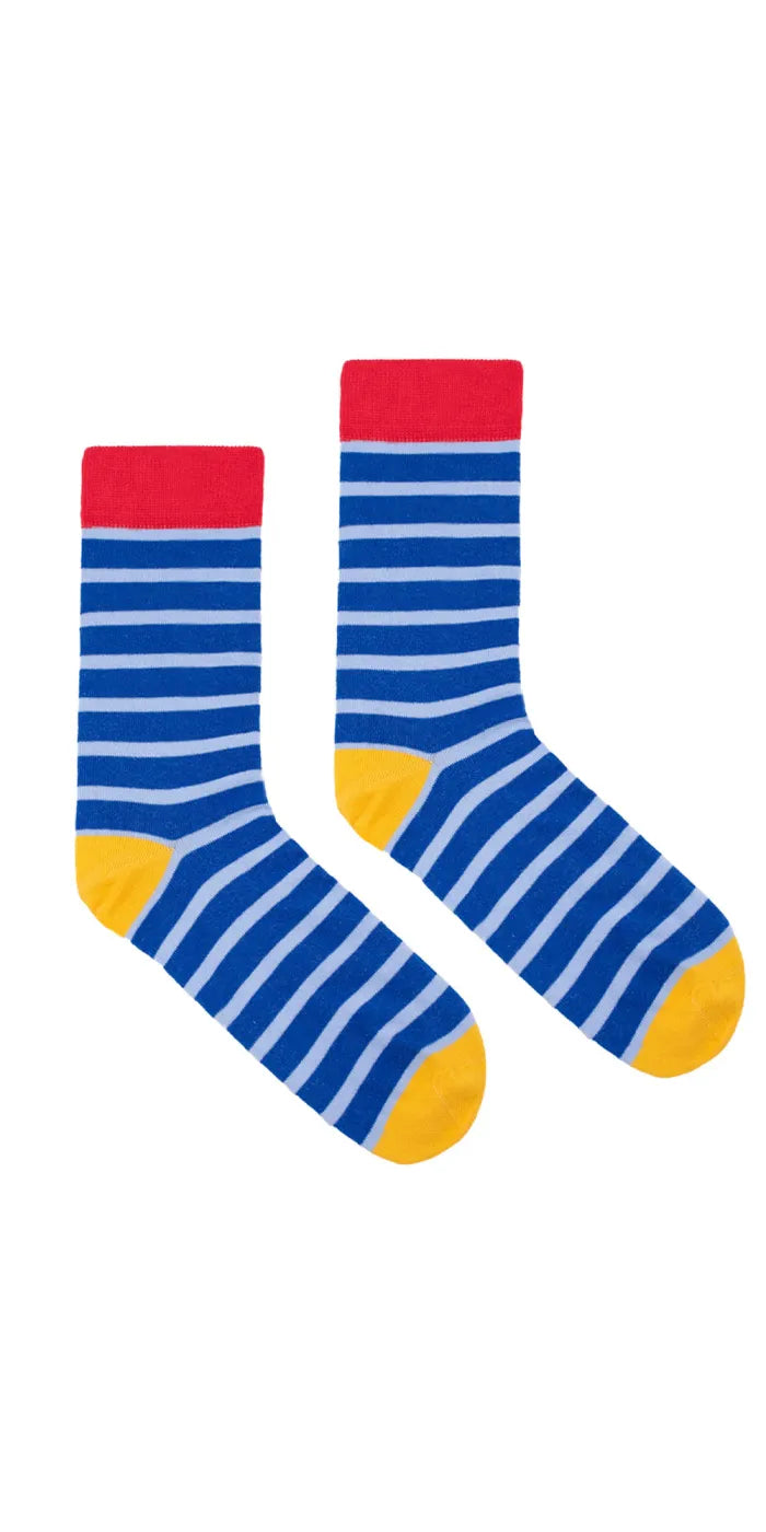 Socken mit blauen Streifen