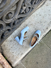 Load image into Gallery viewer, chaussures mary jane bleu vernis