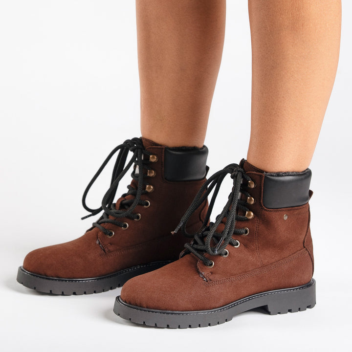 chaussures montantes à lacets intérieur fourré