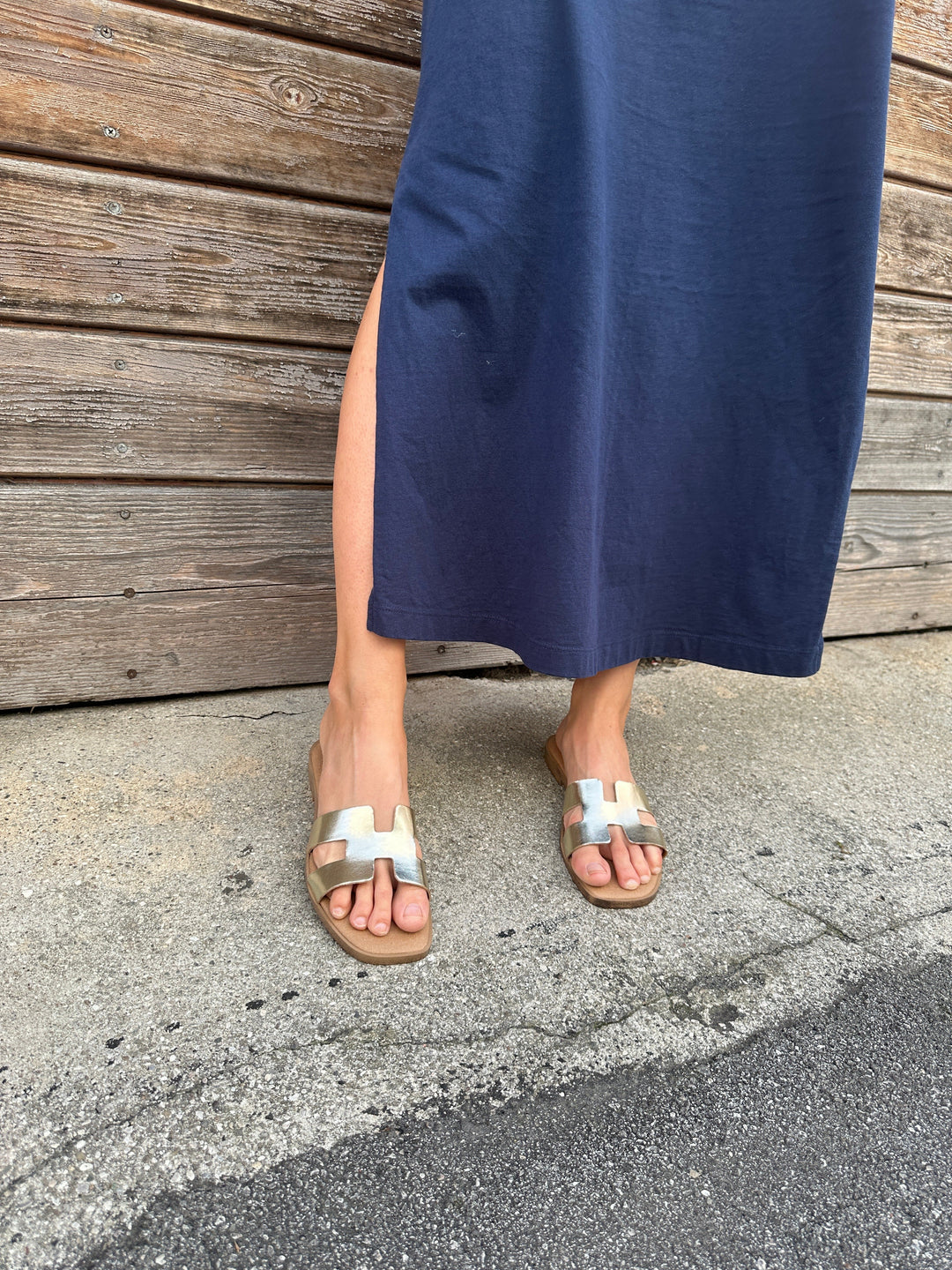 mules couleur or en simili cuir vegan