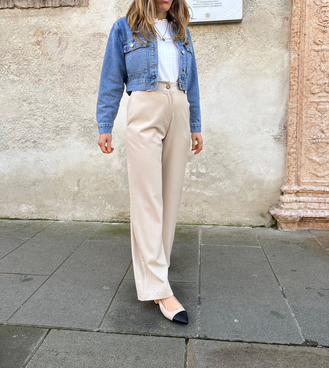 Chaussures vegan type escarpins plats à bout pointu, bicolor