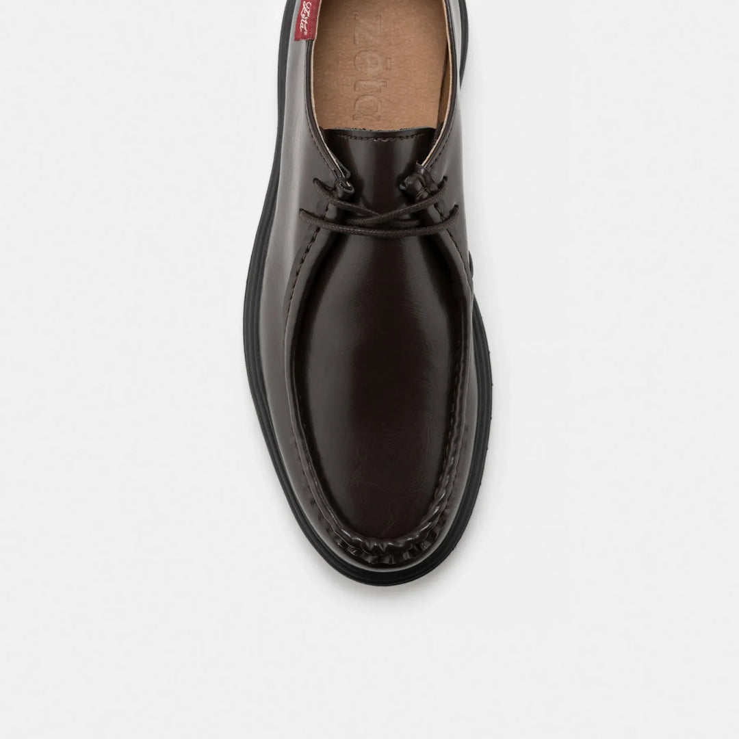 chaussures en cuir vegan marron