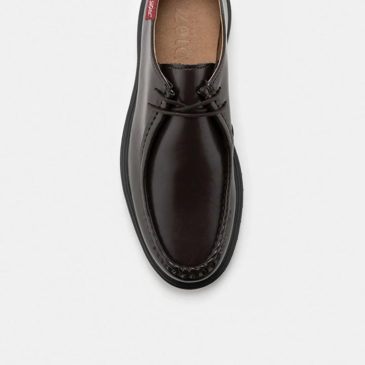 chaussures en cuir vegan marron