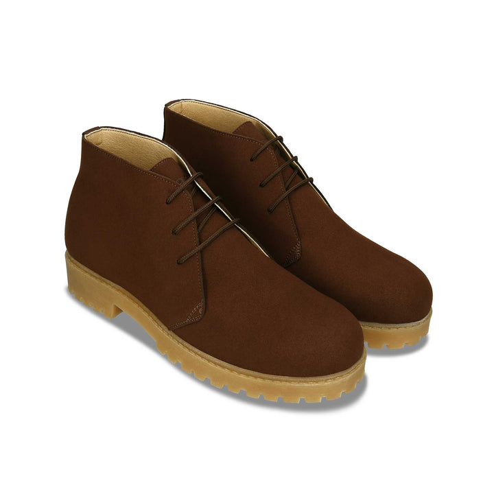 chaussures marron en daim vegan homme