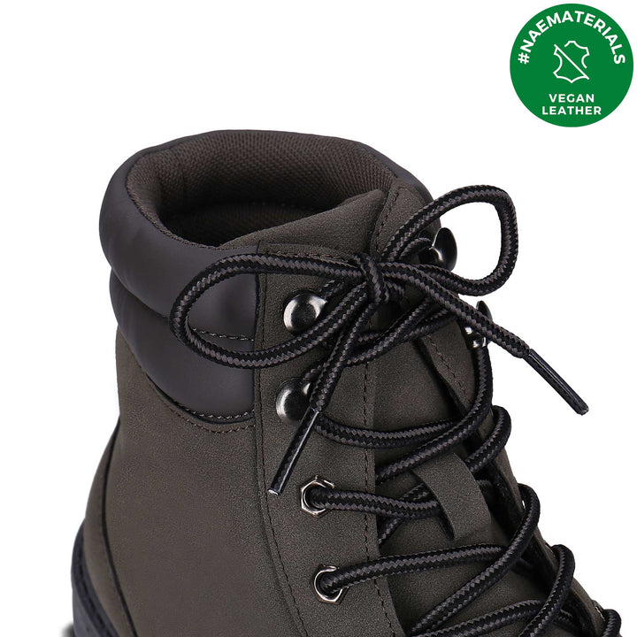 chaussures de montagne vegan
