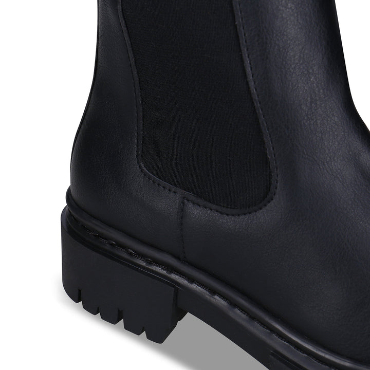 bottines chelsea noires vegan avec grosses semelles crantées