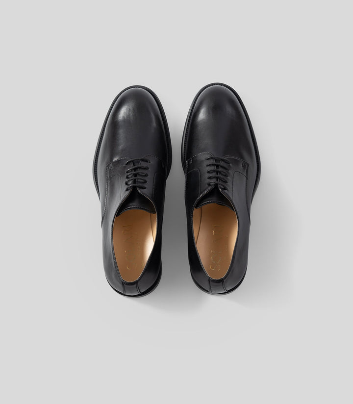 derbies noires en cuir vegan