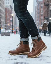 Load image into Gallery viewer, Dock Boots en cuir vegan marron avec intérieur fourré