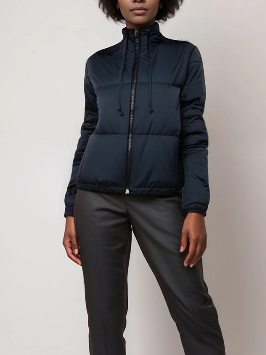 Damen vegane Steppjacke mit Kapuze