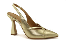 Charger l'image dans la galerie, escarpins à talons hauts et bouts pointus en cuir vegan doré.