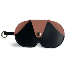 Load image into Gallery viewer, Etui à lunettes en cuir  vegan de pomme