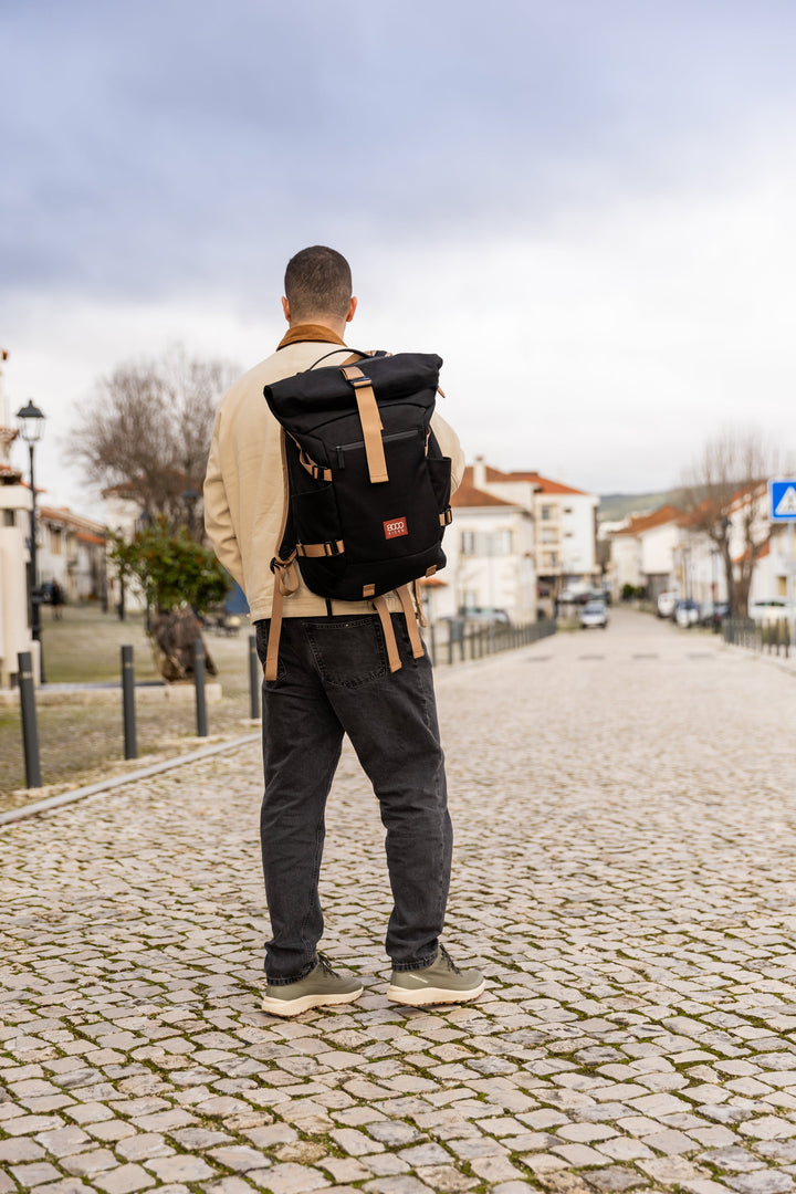 grand sac à dos de rando en chanvre noir