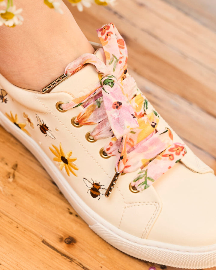 Fait tremper tes lacets dans de l&