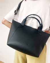 Charger l'image dans la galerie, Trotto crossbody bag - Corn Black
