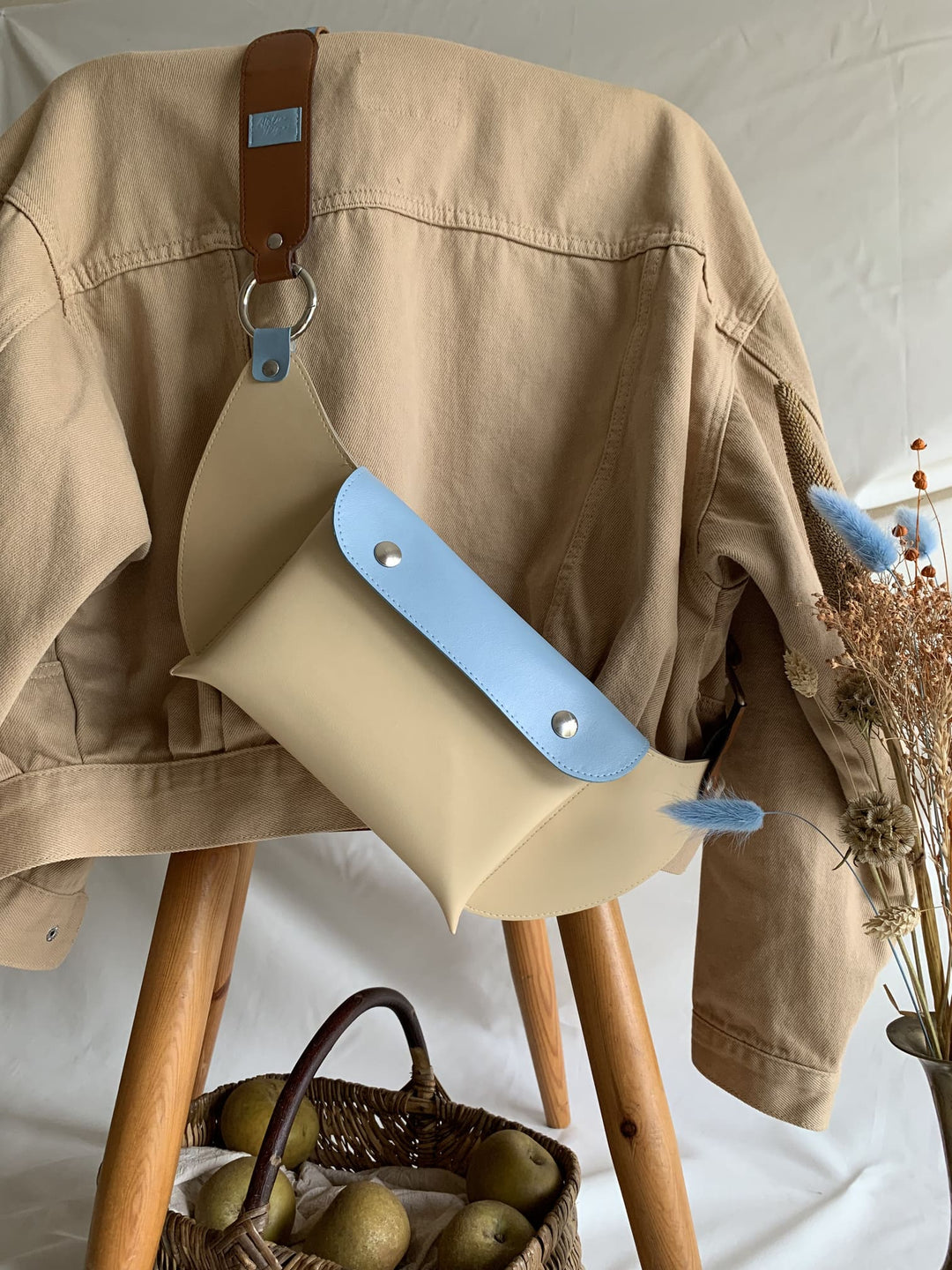  sacoche banane en cuir vegan de pomme