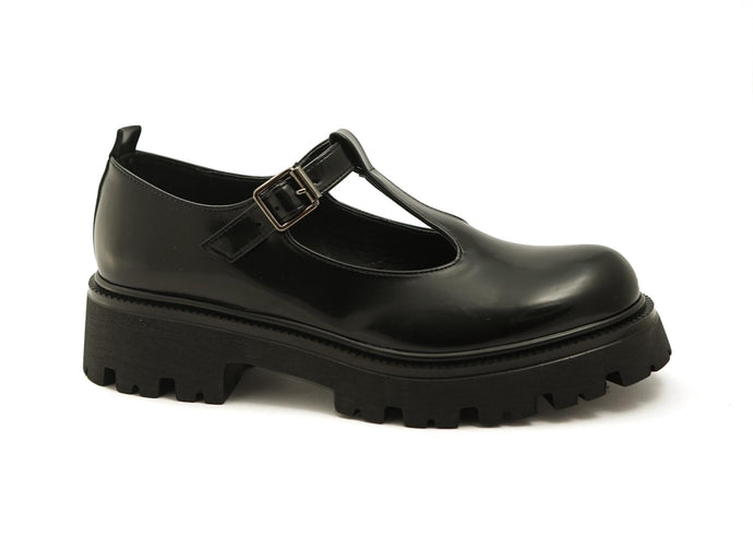 chaussures Mary Janes en cuir vegan noir vernis