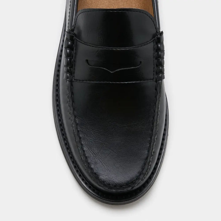 mocassins noirs confortables vus de haut