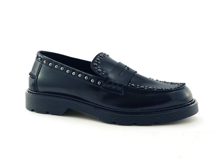Mocassins noir à clous pour femme 