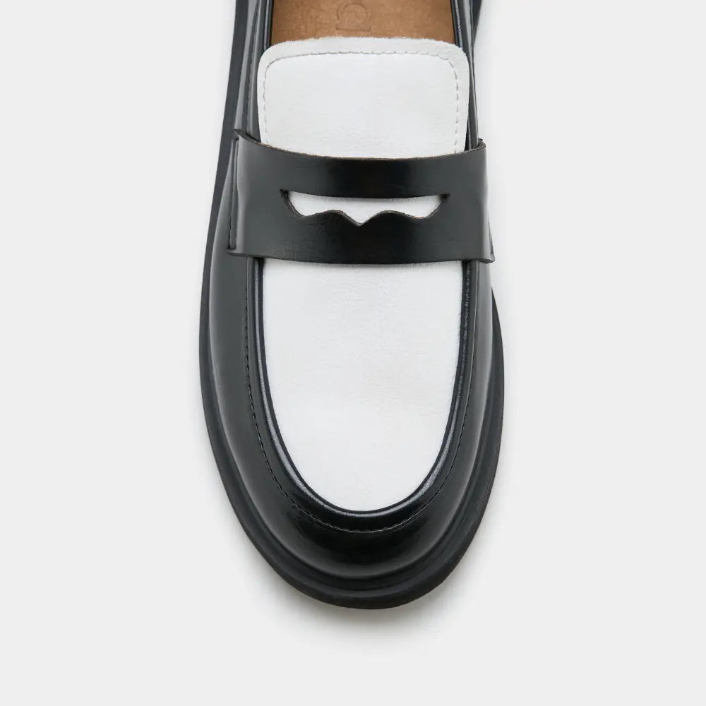 mocassins vegan confortables noir et blanc