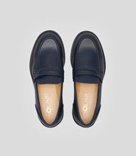 Charger l&#39;image dans la galerie, mocassins élégants en cuir vegan bleu marine pour femme