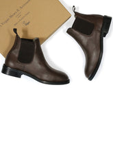 Load image into Gallery viewer, Vegan Men&#39;s Waterproof Chelsea Boots | Will&#39;s Vegan Store