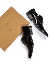 Load image into Gallery viewer, derbies noires vernies brillantes bout pointu