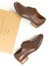 Charger l&#39;image dans la galerie, chaussures derbies vegan marron
