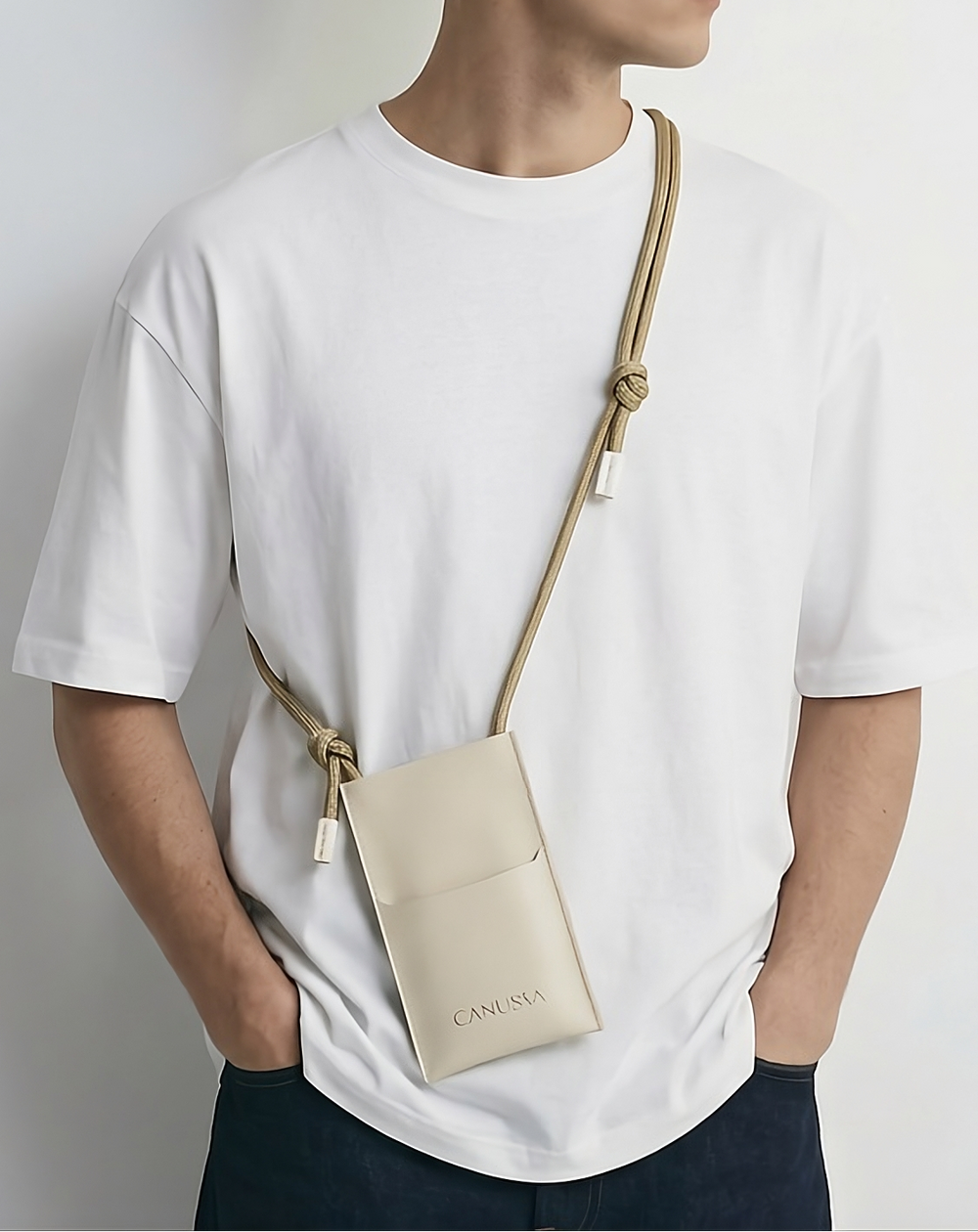 pochette pour téléphone vegan crème 