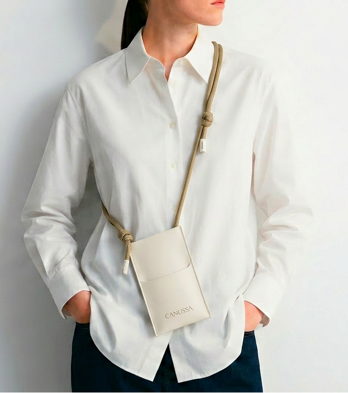 pochette pour smartphone vegan crème 