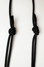 Charger l'image dans la galerie, cordon noir pour pochette téléphone vegan